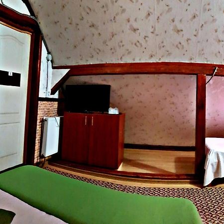 Pensiunea Micutul Vrajitor Arefu Esterno foto